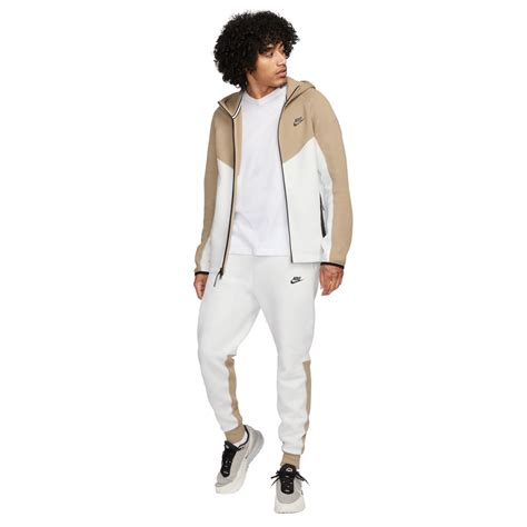 nike tech beige heren|beige nike tech tracksuit.